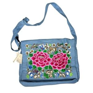 NWT Ellie & Kate Vegan Denim Floral Embroidered Messenger Bag Boho Crossbody